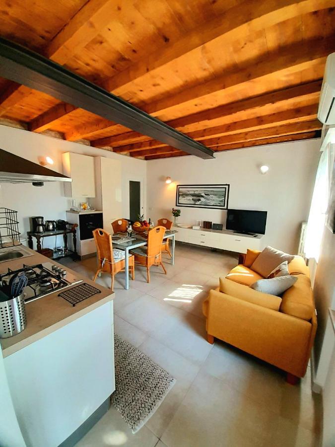 Apartamento Les Amis Peschiera del Garda Exterior foto