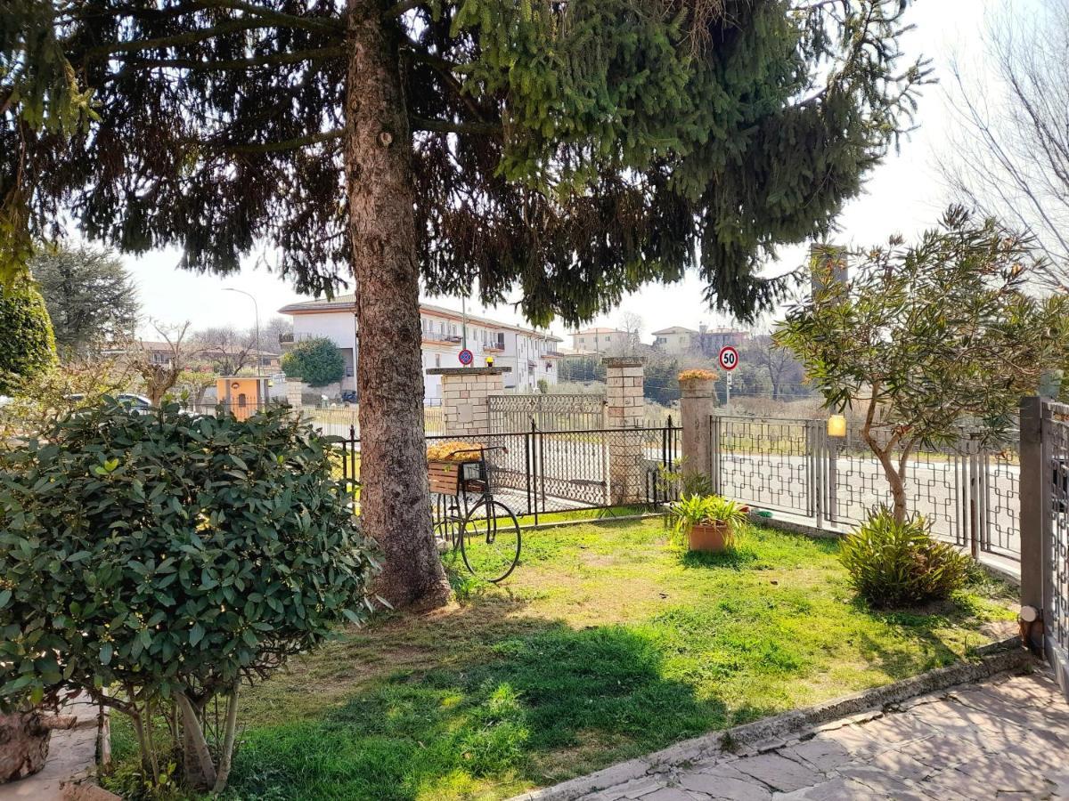 Apartamento Les Amis Peschiera del Garda Exterior foto