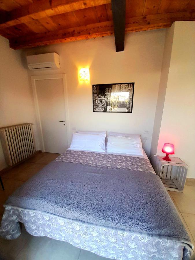 Apartamento Les Amis Peschiera del Garda Exterior foto