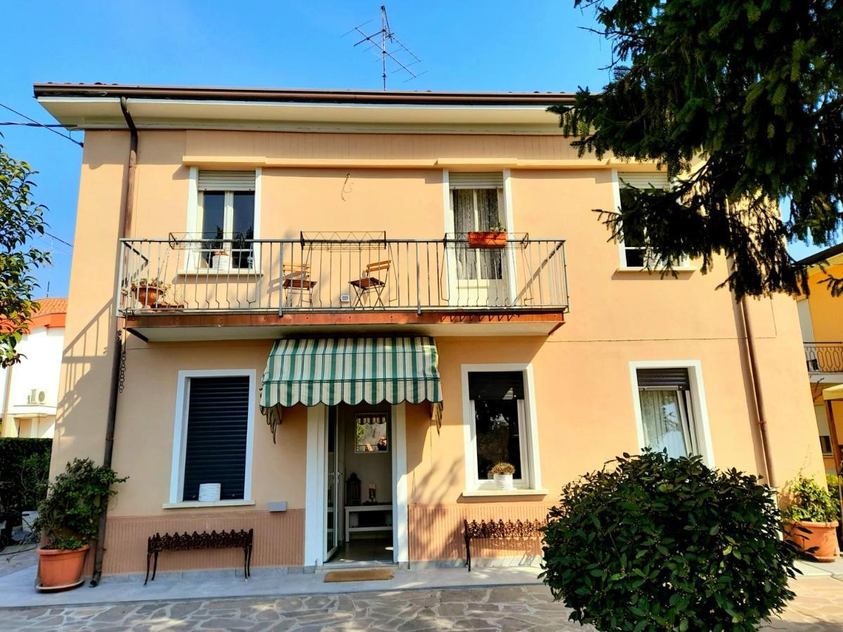 Apartamento Les Amis Peschiera del Garda Exterior foto
